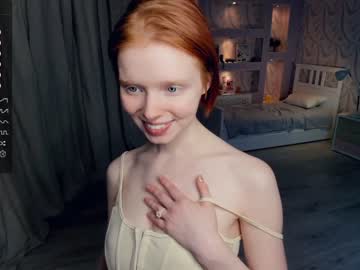 girl
        gingers_hugs cam image #2031134