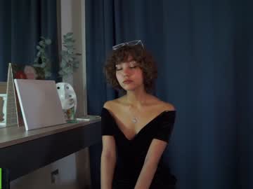 girl
        lenaelisabeth cam image #2233370