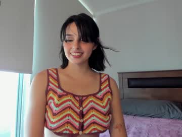 girl
        yourfreakygirl cam image #607154