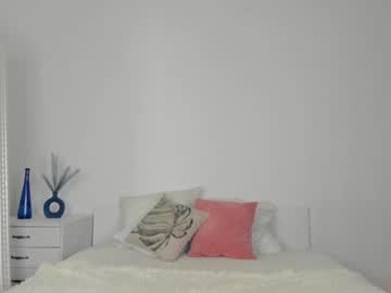 girl
        violetta_finch cam image #3204897