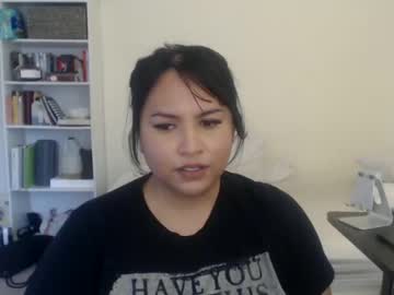 girl
        iamplutonianlust cam image #798198