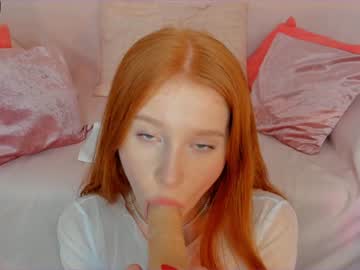 girl
        madeline_jackson cam image #823320