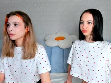 couple Webcam Girls Sex Thressome And Foursome with misseliss