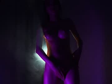 girl
        yeepshyy cam image #2517175