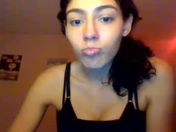 girl
        lexysexy_ cam image #857289