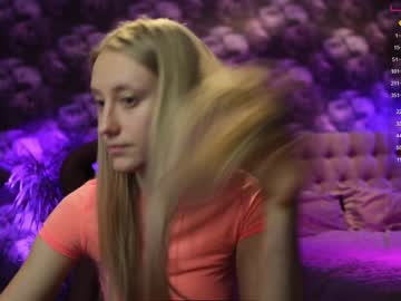 girl
        angeellina cam image #688625