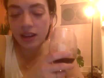girl
        mindiesleaze cam image #2396850