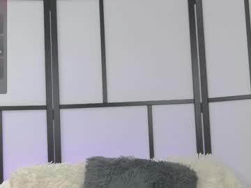 girl
        xenomy cam image #3984151