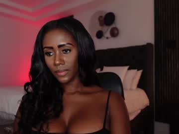 girl
        missksavage cam image #2101080