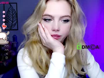 girl
        small_blondee cam image #522541