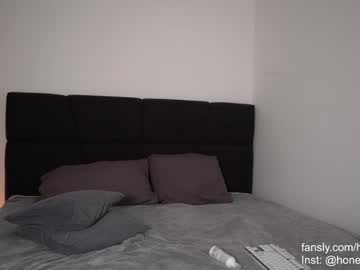 girl
        honeyyykate cam image #2951360