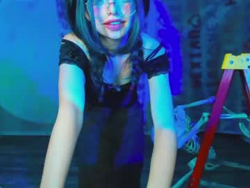 girl
        hexivu cam image #1700519