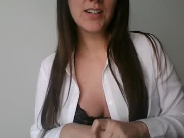 girl
        naughtysubgal cam image #501214