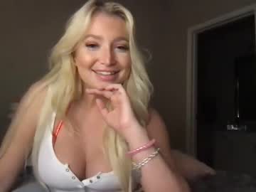 girl
        daisyanderson cam image #1435970