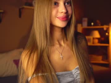 girl
        cuteelsa_ cam image #2135283