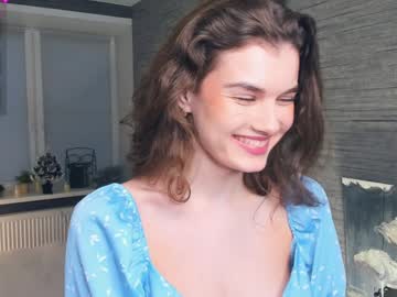 girl
        candy_flo cam image #4059803
