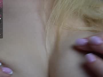 girl
        blue_energy_ cam image #3044366