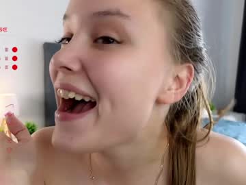 girl
        tatecraley cam image #3294752