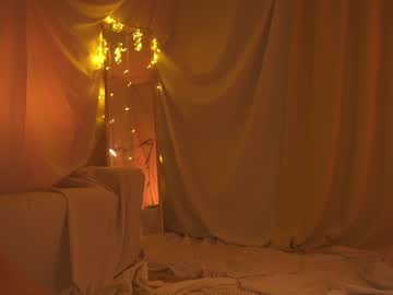 girl
        sunny_maria cam image #3992355