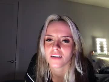 girl Webcam Girls Sex Thressome And Foursome with chandraxo