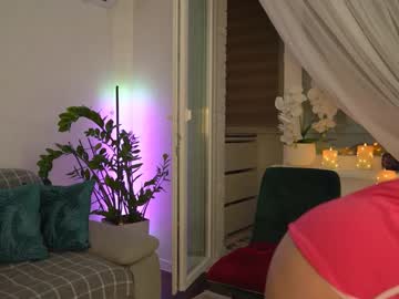 girl
        sweety_rinushka_ cam image #2913664