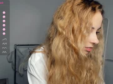 girl
        xterribly_cutex cam image #1569041
