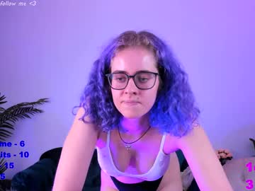 girl Webcam Girls Sex Thressome And Foursome with evelyn_ray