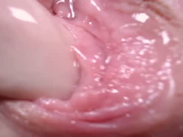 girl
        courtney_luv cam image #924741