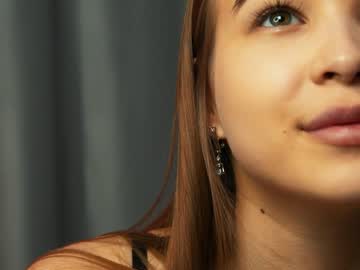 girl
        yeepshyy cam image #2665010