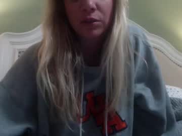 girl
        freaky_milf69 cam image #182548