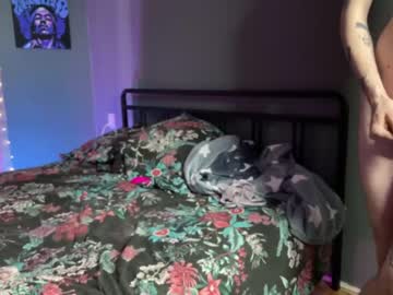 couple
        babyytonight cam image #686553