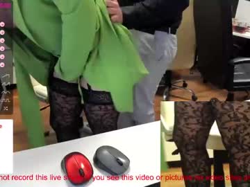 couple
        milf_viktoria cam image #573130
