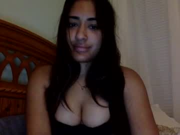 girl
        baby_nish cam image #378723
