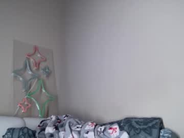 girl
        thtqunt cam image #2034500