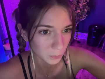 girl
        oliviahansleyy cam image #3988265
