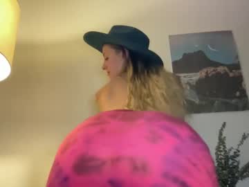 girl
        onyx_unleashed cam image #3739319