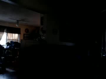 girl
        kipsy420 cam image #3836093
