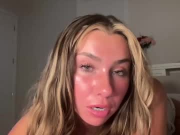 girl
        isabellekinsley cam image #2940297