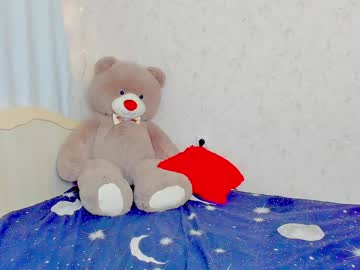 girl
        nika_tailor cam image #3702434