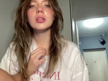 girl
        angel_from_sky cam image #3281962