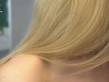 girl
        blue_energy_ cam image #3919977