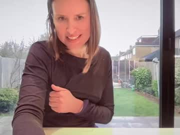 girl
        eatmypie69 cam image #4071406