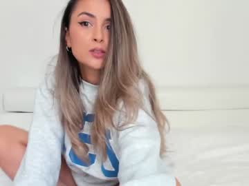girl
        epicfu cam image #997520