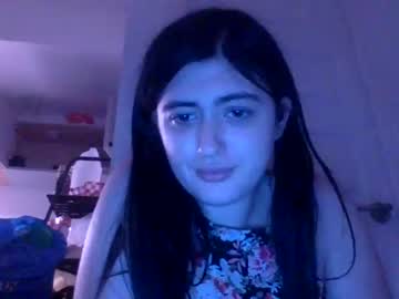 girl
        pbtlove cam image #1929757