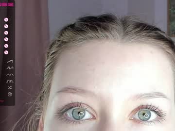 girl
        poisonn_girl cam image #1306971
