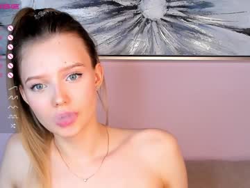 girl
        aryawayne cam image #565139