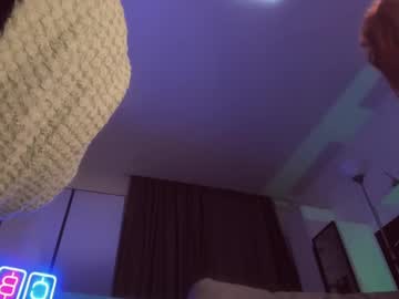 girl
        klttys__pearl cam image #3859697