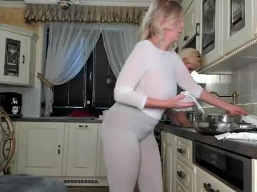 girl
        tunderose cam image #3587738