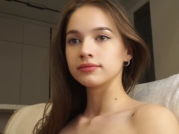 girl
        hecola cam image #3392496