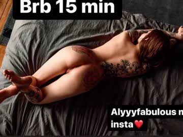 girl
        alyssa_fabulous cam image #1715125